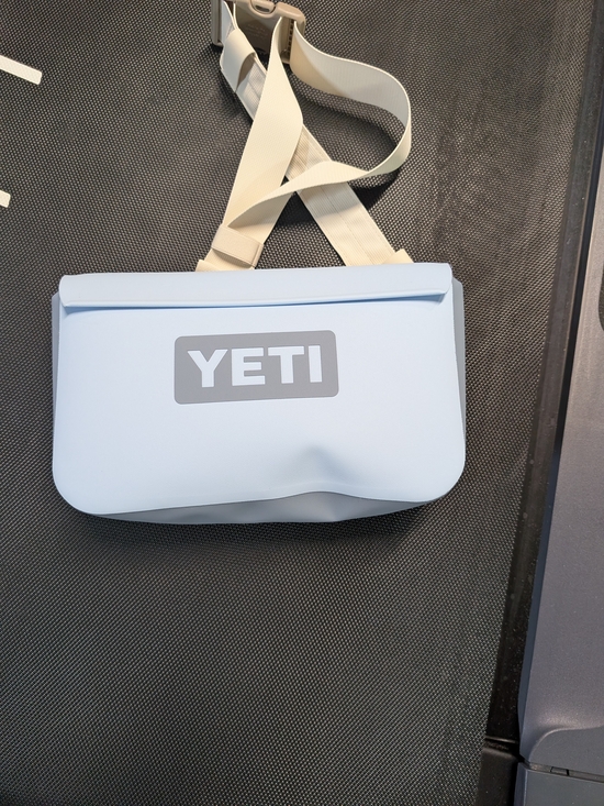 Yeti Handbags - Yeti Light Blue Crossbody Belt Bag with Cream Strap
